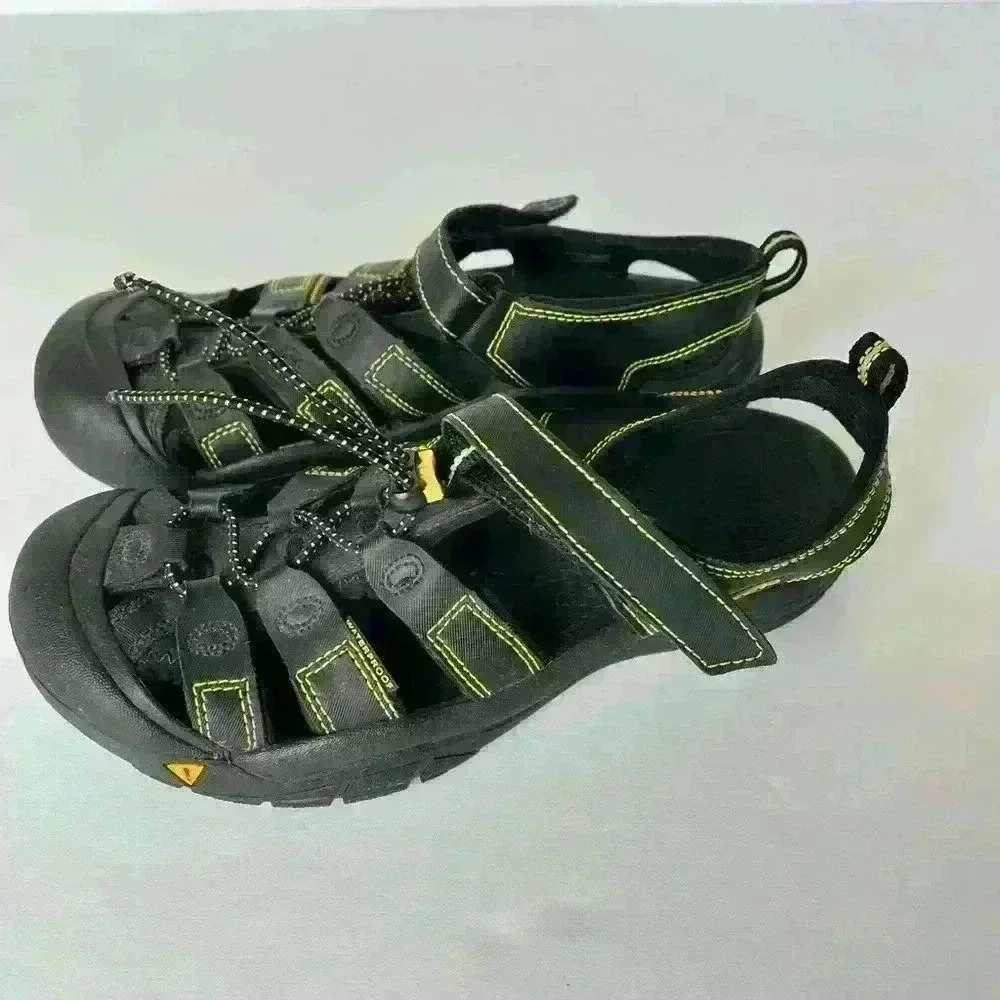 Keen Newport H2 Black Yellow Waterproof Sandals - Picture 3 of 4